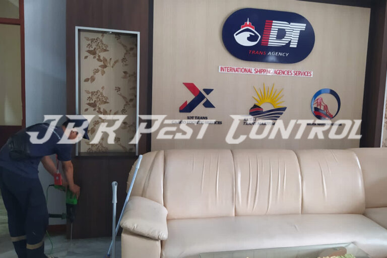 Jasa Anti Rayap Drill Injection di Jatinegara, Jakarta Timur